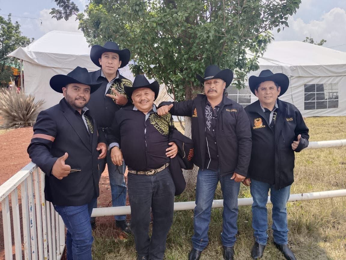 Los Mismos Zorras